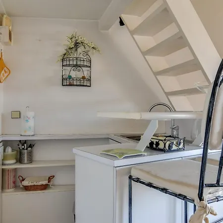With Balcony Overlooking The Port * Grimaud